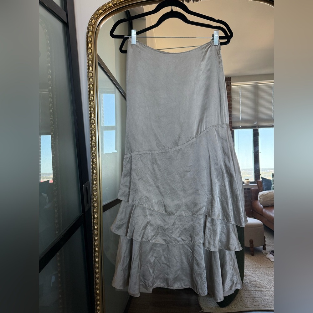 Elegant Gray Tiered Skirt